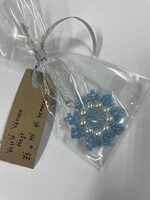 Vyrábíme dárečky z perliček a falešného porcelánu.