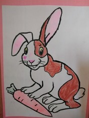 Zvířátka na dvorku a veverka v lese